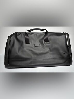 Vessel signature 2-in-1 garment duffel